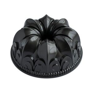 Nordic Ware Fleur De Lis.Bundt cake pan